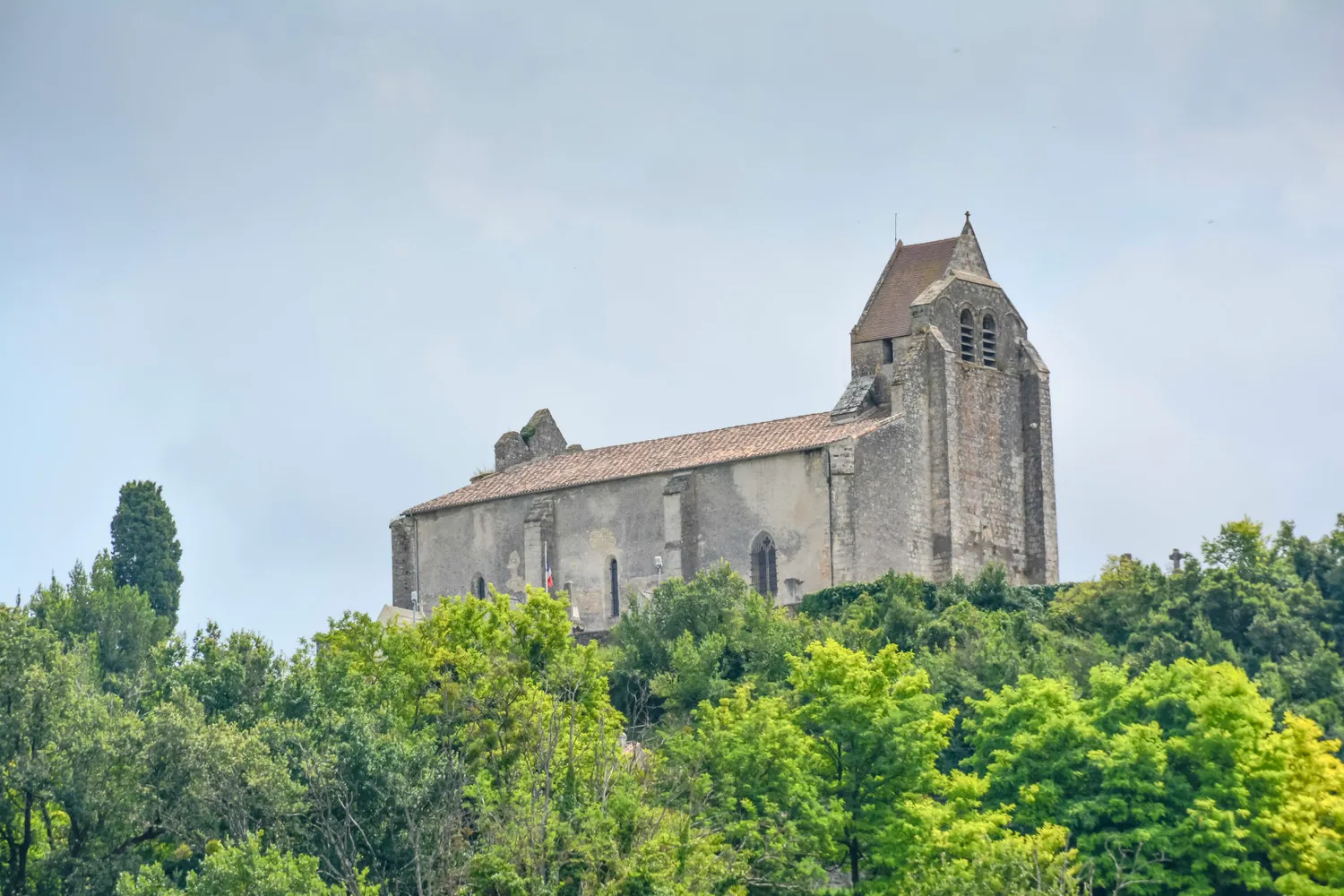 Image qui illustre: Église Saint-Pierre à Saint-Pey-de-Castets - 0