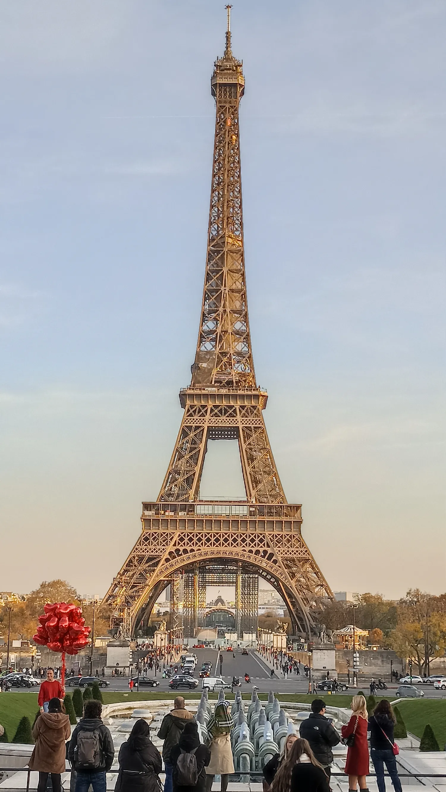 Image qui illustre: La Tour Eiffel à Paris - 0