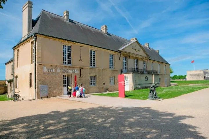 Image qui illustre: Musée De Normandie