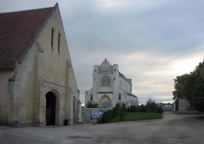 Image qui illustre: Les jardins de l'abbaye Notre-Dame d'Ardenne