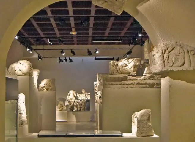 Image qui illustre: Musée Archéologique Du Val D'oise