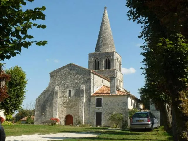 Image qui illustre: Eglise Saint-Estèphe