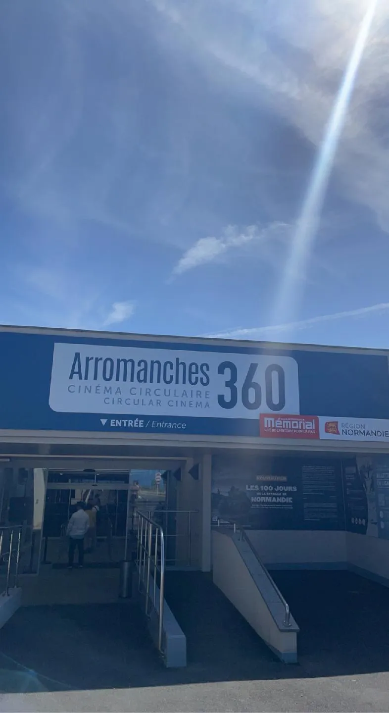 Image qui illustre: Arromanches 360 - Cinéma Circulaire