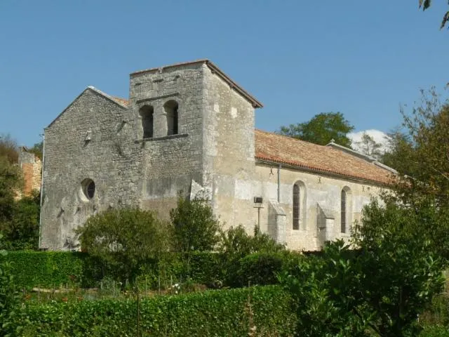Image qui illustre: Église Saint-Cybard de Pranzac