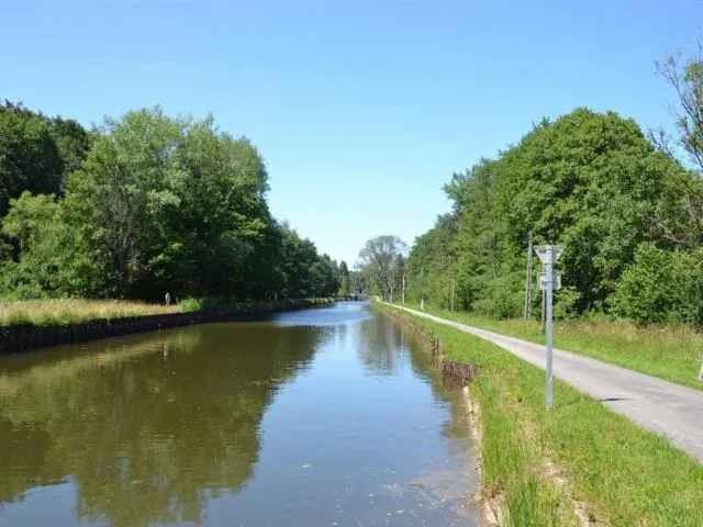 Image qui illustre: Halte Fluviale De La Forge D'uzemain