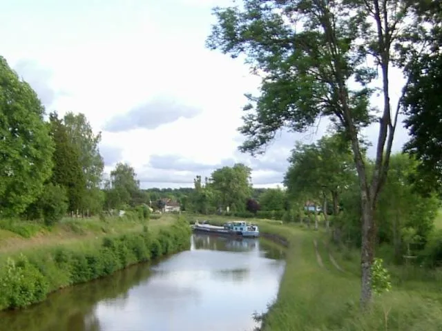 Image qui illustre: Circuit D'agemont