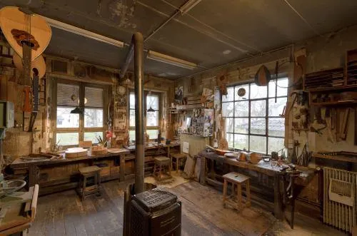 Image qui illustre: Visites Guidées : Autour De L'établi : La Fabrication De La Guitare