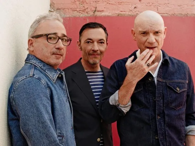 Image qui illustre: Festival De Carcassonne - Louise Attaque