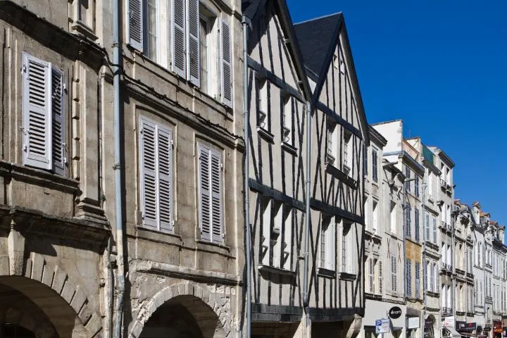 Image qui illustre: La Vieille Ville de La Rochelle