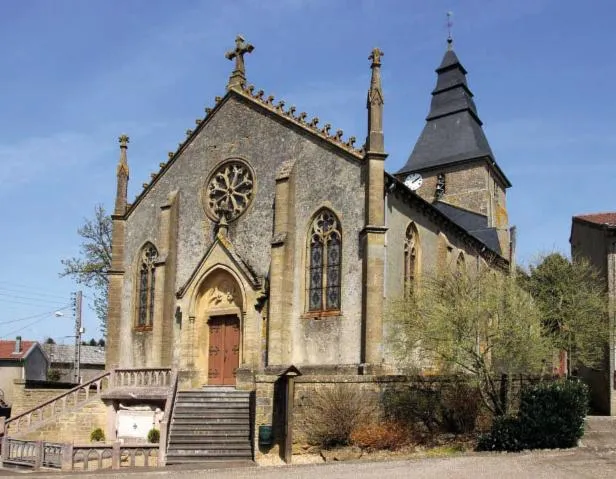 Image qui illustre: Eglise Saint-Pierre et Saint-Paul de Baslieux