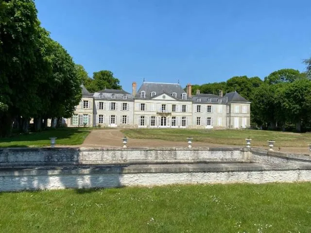 Image qui illustre: Château Et Parc De Chevilly