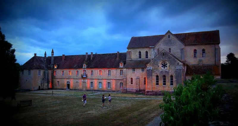 Image qui illustre: Abbaye De Noirlac - Centre Culturel De Rencontre