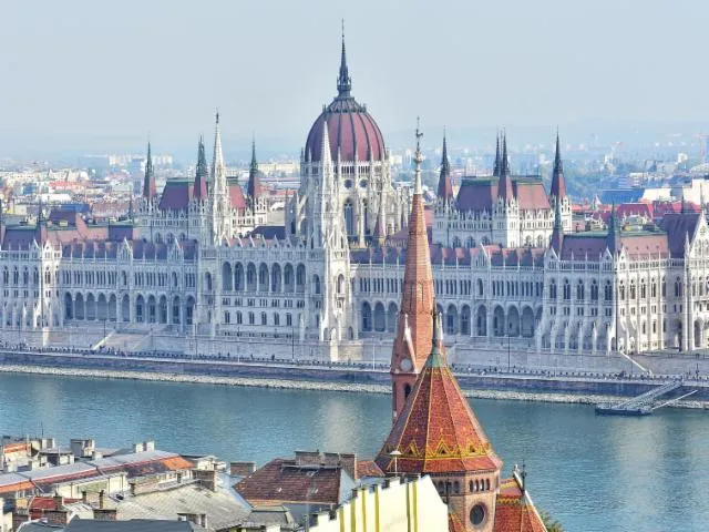 Image qui illustre: Parlement de Budapest