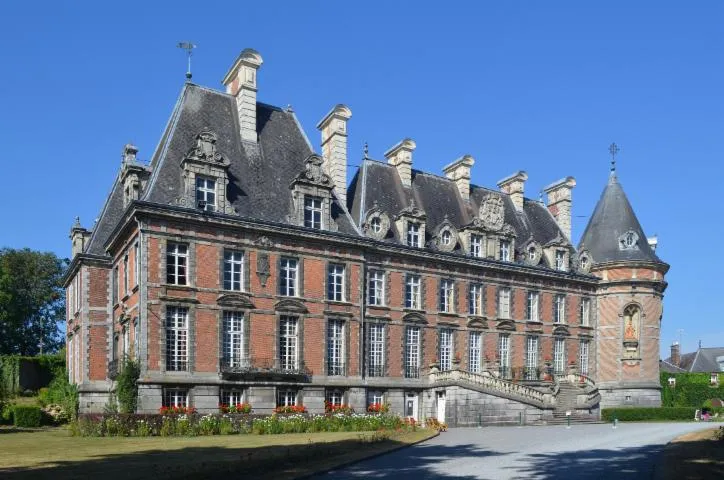 Image qui illustre: Château de Trélon***