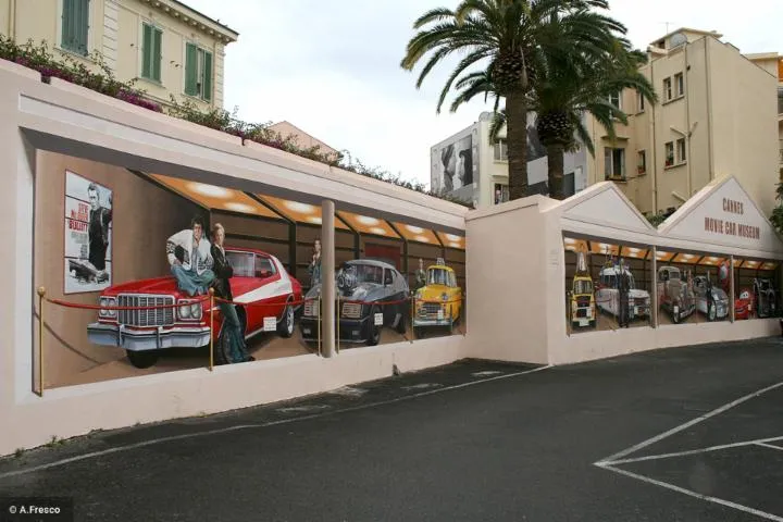 Image qui illustre: Les Murs Peints - Cannes movie car museum