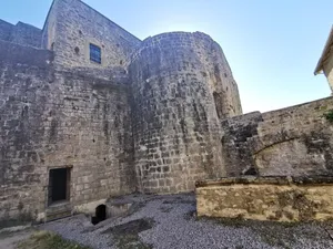 La forteresse médiévale de Châtel-sur-Moselle