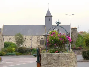 Eglise Saint-Gobrien (Morieux)