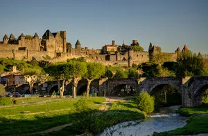 CHÂTEAU ET REMPARTS DE LA CITÉ DE CARCASSONNE