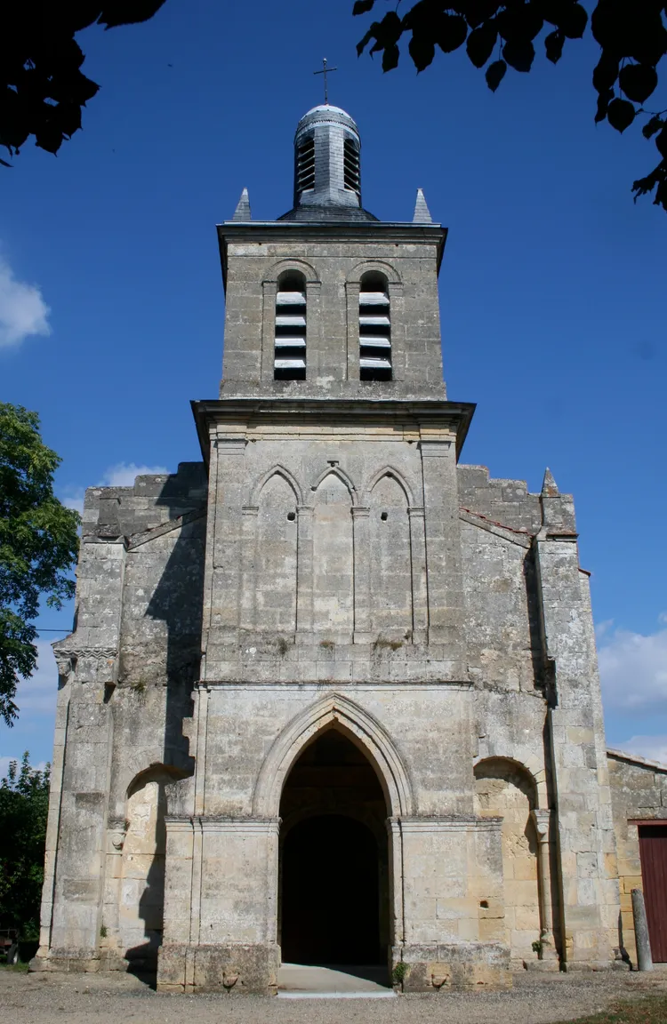 Image qui illustre: Eglise Saint-Julien de Cubzac à Cubzac-les-Ponts - 1