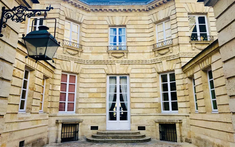 Image qui illustre: Le petit hôtel Labottière à Bordeaux - 0