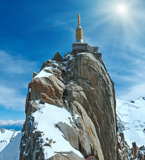 Image qui illustre: Aiguille du Midi à Chamonix-Mont-Blanc - 0