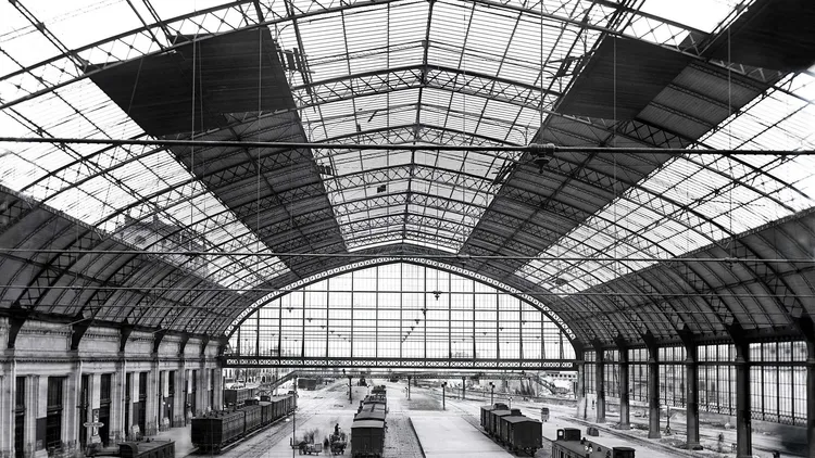 Image qui illustre: Gare Saint Jean à Bordeaux - 2