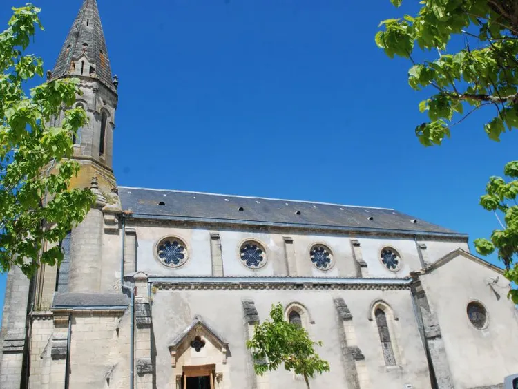 Image qui illustre: Eglise Saint Martin à Captieux - 0