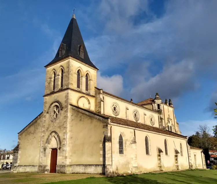 Image qui illustre: Eglise Saint Martin de Mios à Mios - 1