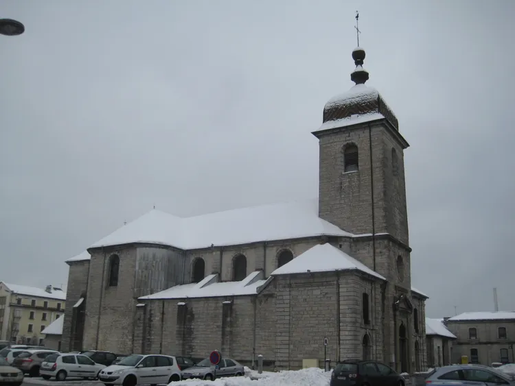 Image qui illustre: Église Saint-cyr-et-sainte-julitte à Champagnole - 0