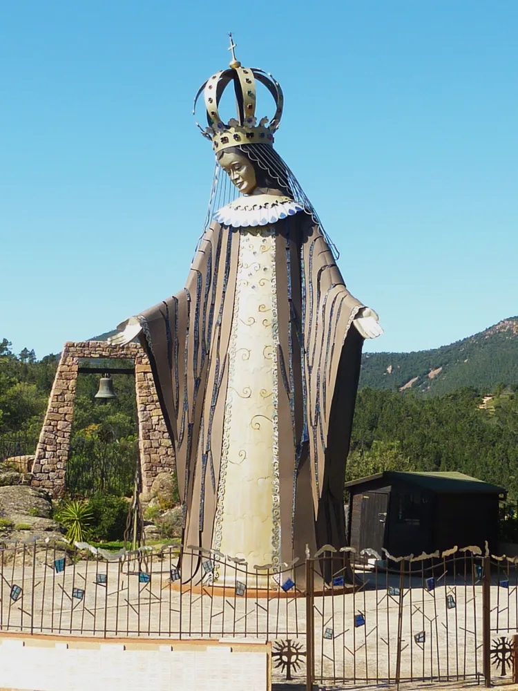 Image qui illustre: Notre-Dame d'Afrique à Théoule-sur-Mer - 2