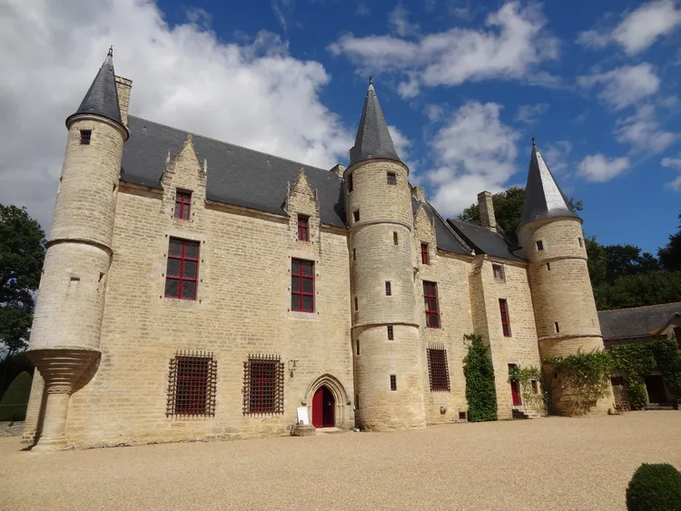 Image qui illustre: Château De Hac à Le Quiou - 0