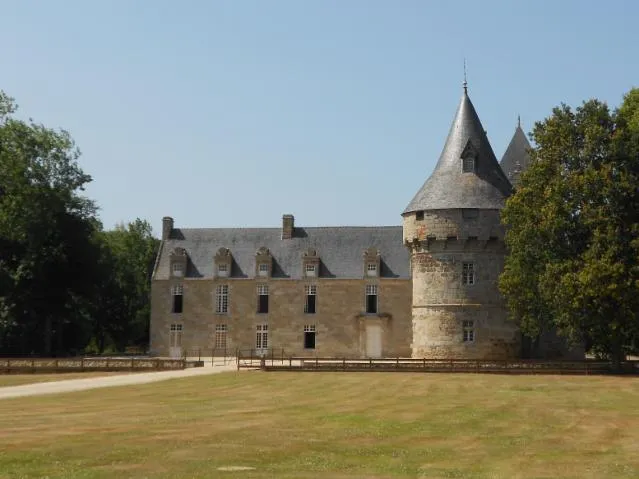 Image qui illustre: Château de Keralio