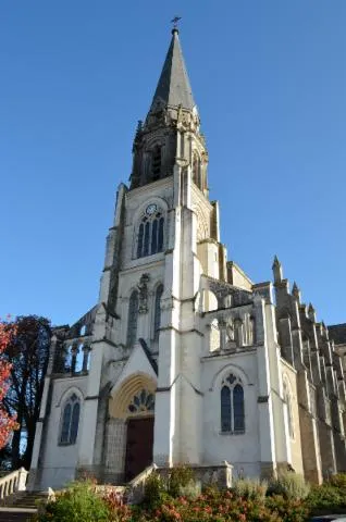 Image qui illustre: Eglise Notre-dame De Beaupréau
