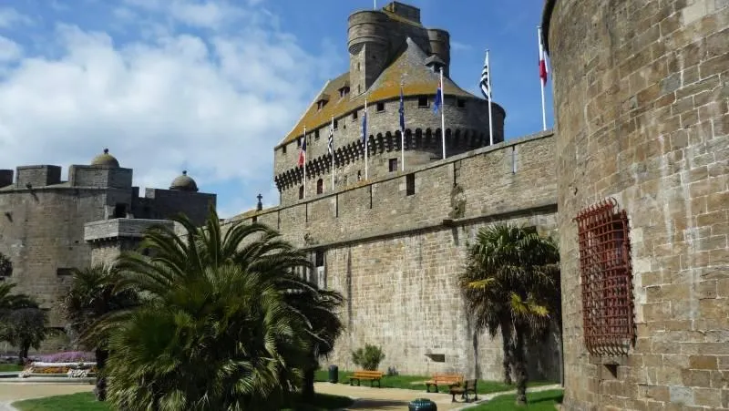 Image qui illustre: Château de Saint-Malo