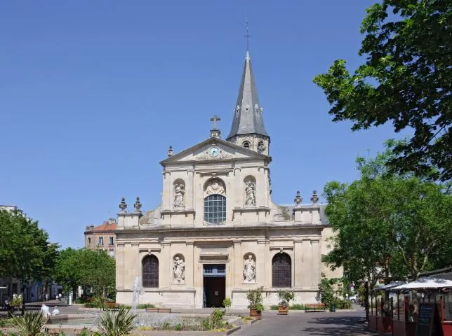 Image qui illustre: Eglise Saint-Pierre Saint-Paul