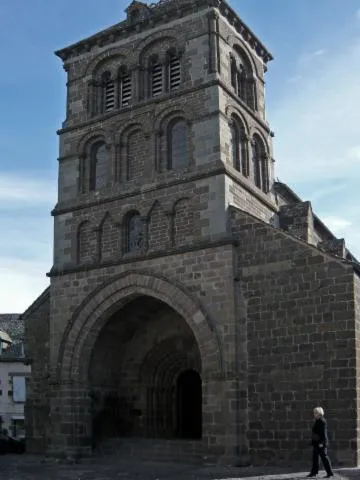 Image qui illustre: Eglise Saint-Mathieu