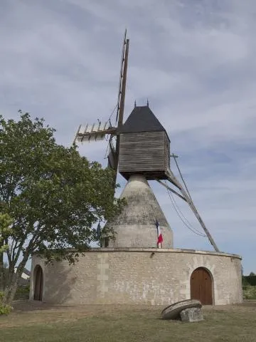 Image qui illustre: Moulin Des Aigremonts