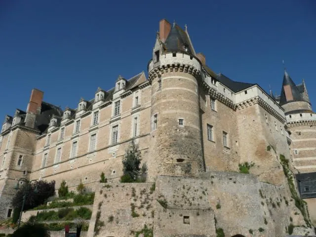Image qui illustre: Château De Durtal