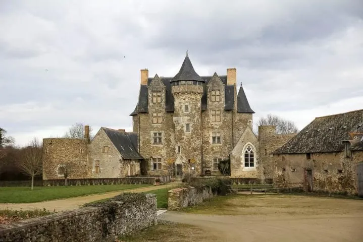 Image qui illustre: Château De Vaux
