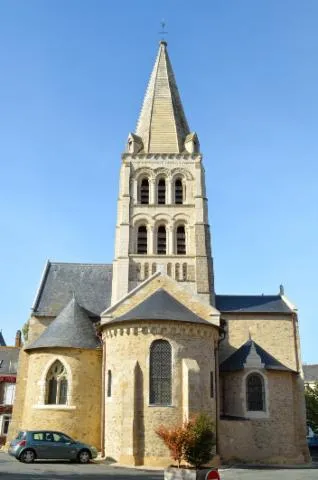 Image qui illustre: Eglise Romane Notre-dame