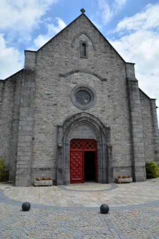 Image qui illustre: Église Saint-martin De Marcolès