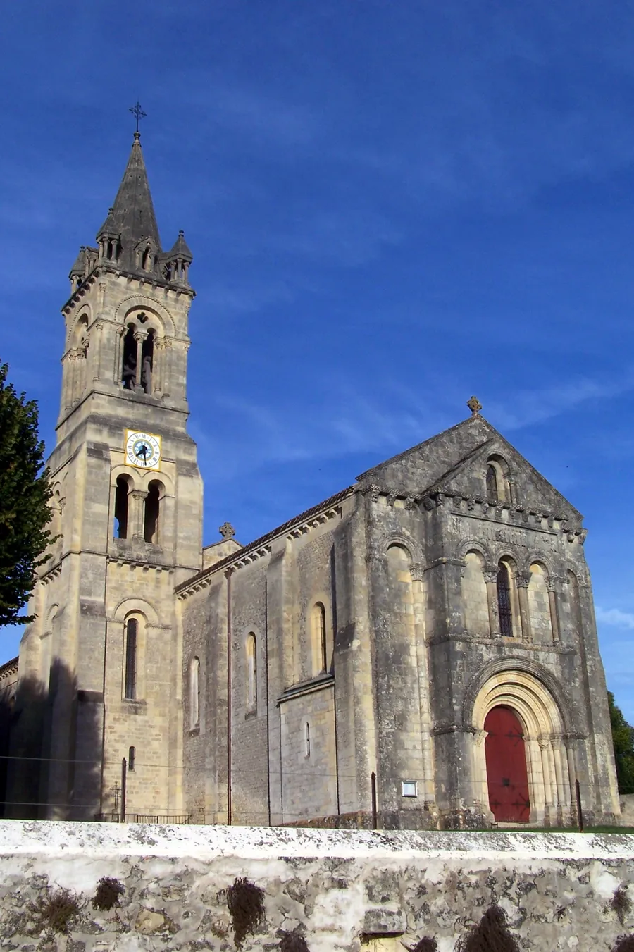 Image du carousel qui illustre: Eglise Saint-Pierre de Loupiac à Loupiac