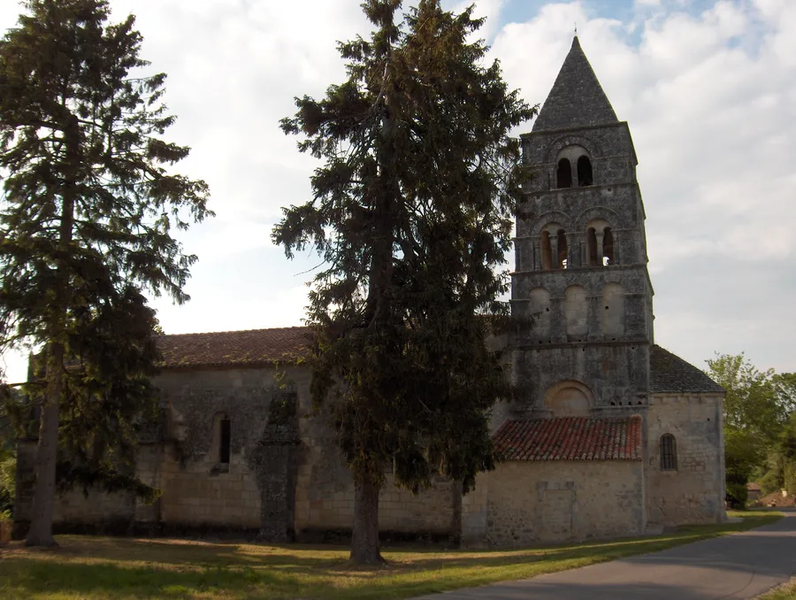Image du carousel qui illustre: Eglise Notre-Dame de Gardes-Le-Pontaroux à Gardes-le-Pontaroux
