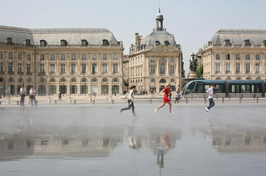 Image du carousel qui illustre: Place de la Bourse à Bordeaux