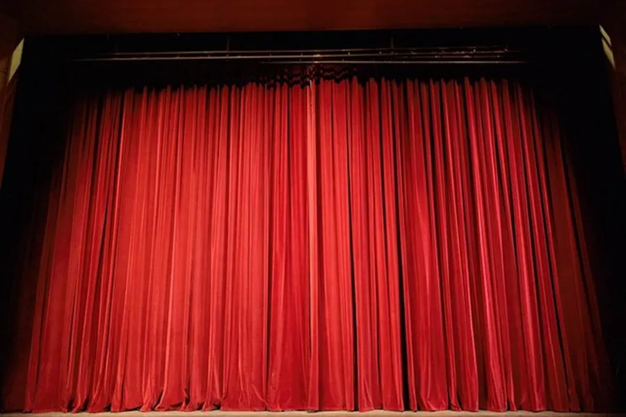 Image du carousel qui illustre: Stage De Théâtre à Monthermé