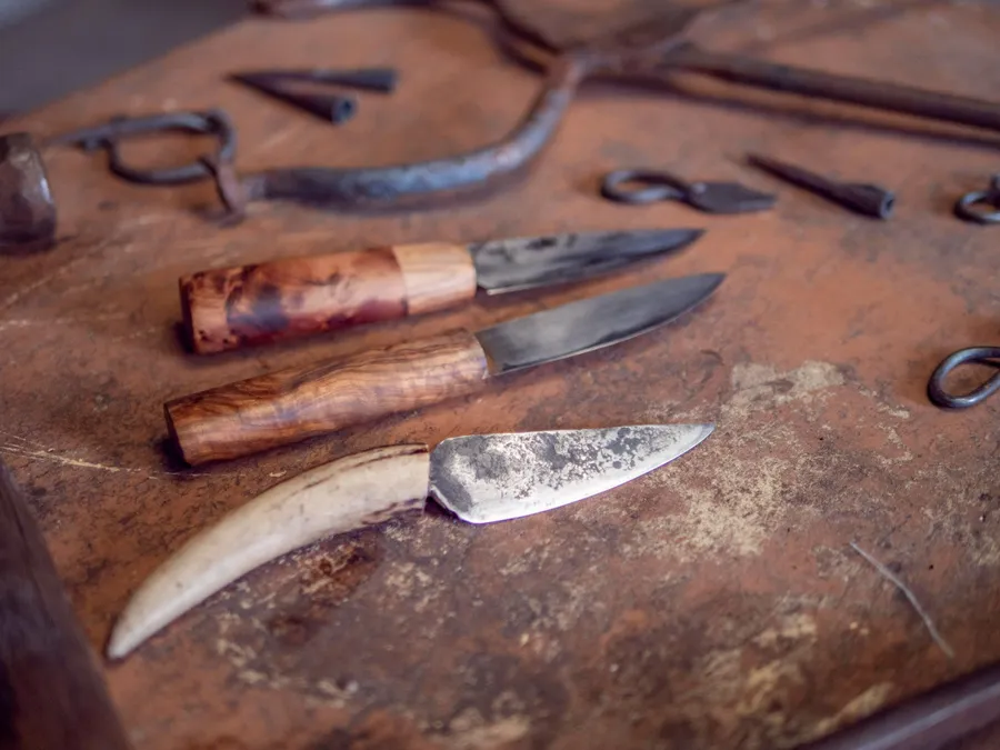 Image du carousel qui illustre: Réalisez votre couteau et son manche en bois - 2J à Coteaux-sur-Loire