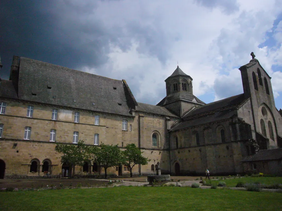 Image du carousel qui illustre: Abbaye D'aubazine à Aubazines