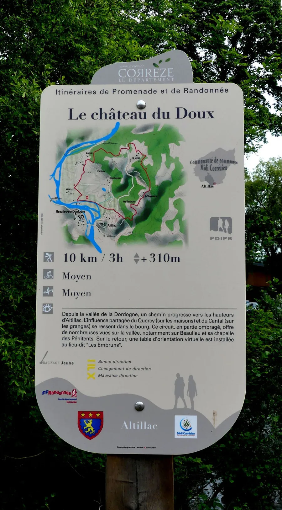 Image du carousel qui illustre: Le château du Doux à Altillac
