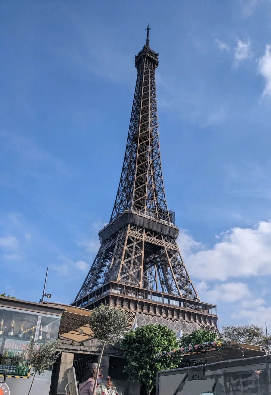 Image du carousel qui illustre: La Tour Eiffel à Paris