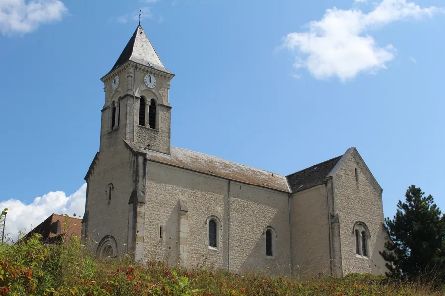 Image du carousel qui illustre: Eglise de Saint Martin de Bavel à Saint-Martin-de-Bavel